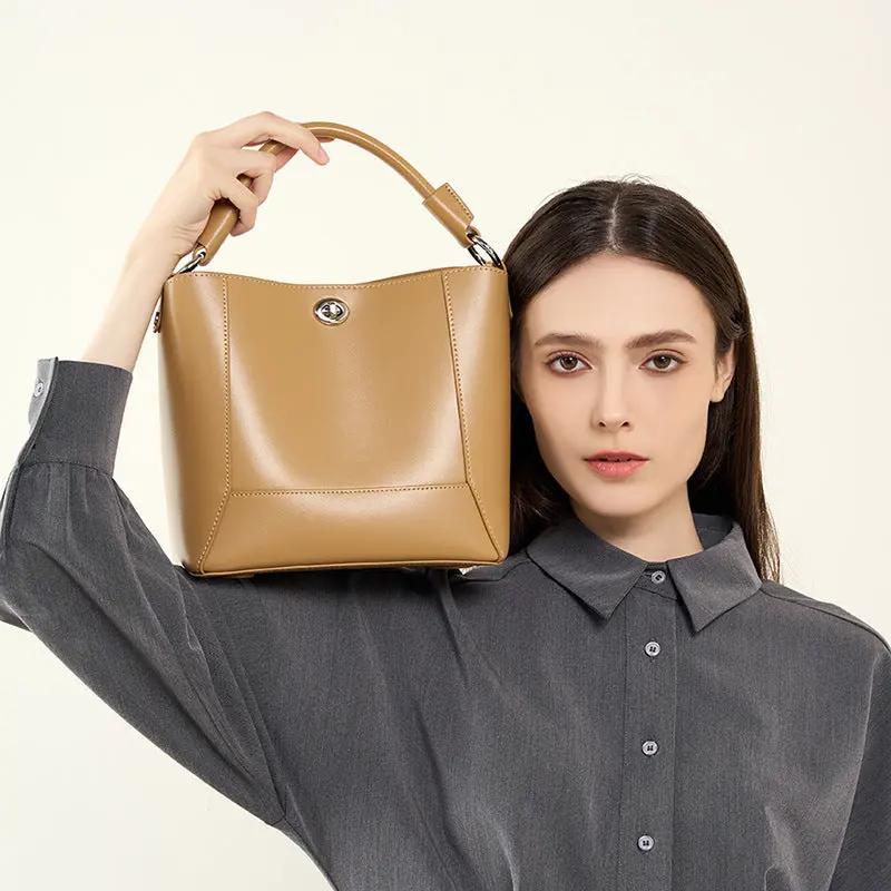 Essential Handbags Styles for Any Wardrobe | Bag Bag Sitter Blogs blog