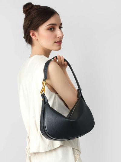 Why Black Bags Are a Must-Have for Minimalist Fashion Lovers