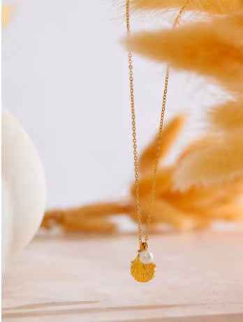 Rhinestone Pearl and Seashell Necklace