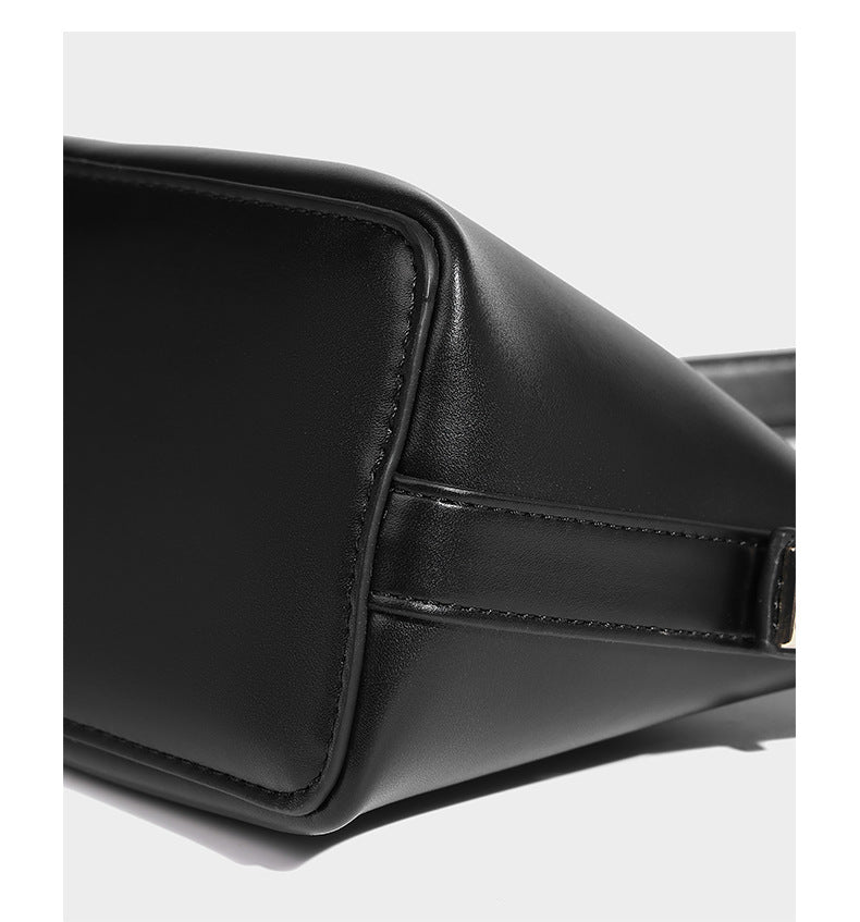Vegan Leather Tote Bag - Stylish Underarm Bag for Everyday Use Vegan Leather Underarm Bag Tote Bag