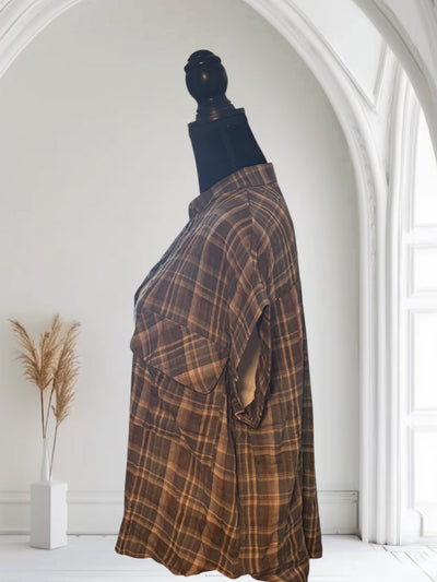 Women's Plaid Short Sleeve Button-Up Shirt