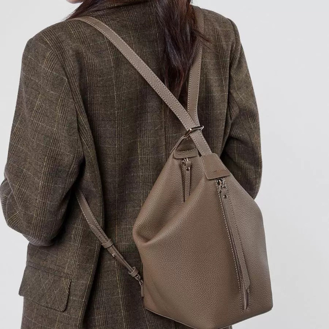 Genuine Leather Underarm Bag Cowhide Large-capacity Bucket Bag Backpack Versatile Bag