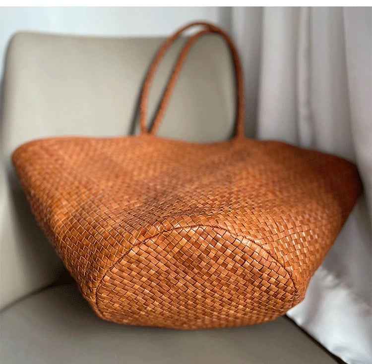 Genuine leather Larger capacity Tote Bag Cowhide  Shoulder Bag Tote Bag Pure Hand Woven Bag
