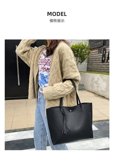 Vegan Leather Shoulder Bag with Large Capacity Vegan Leather Shoulder Bag Large Capacity
