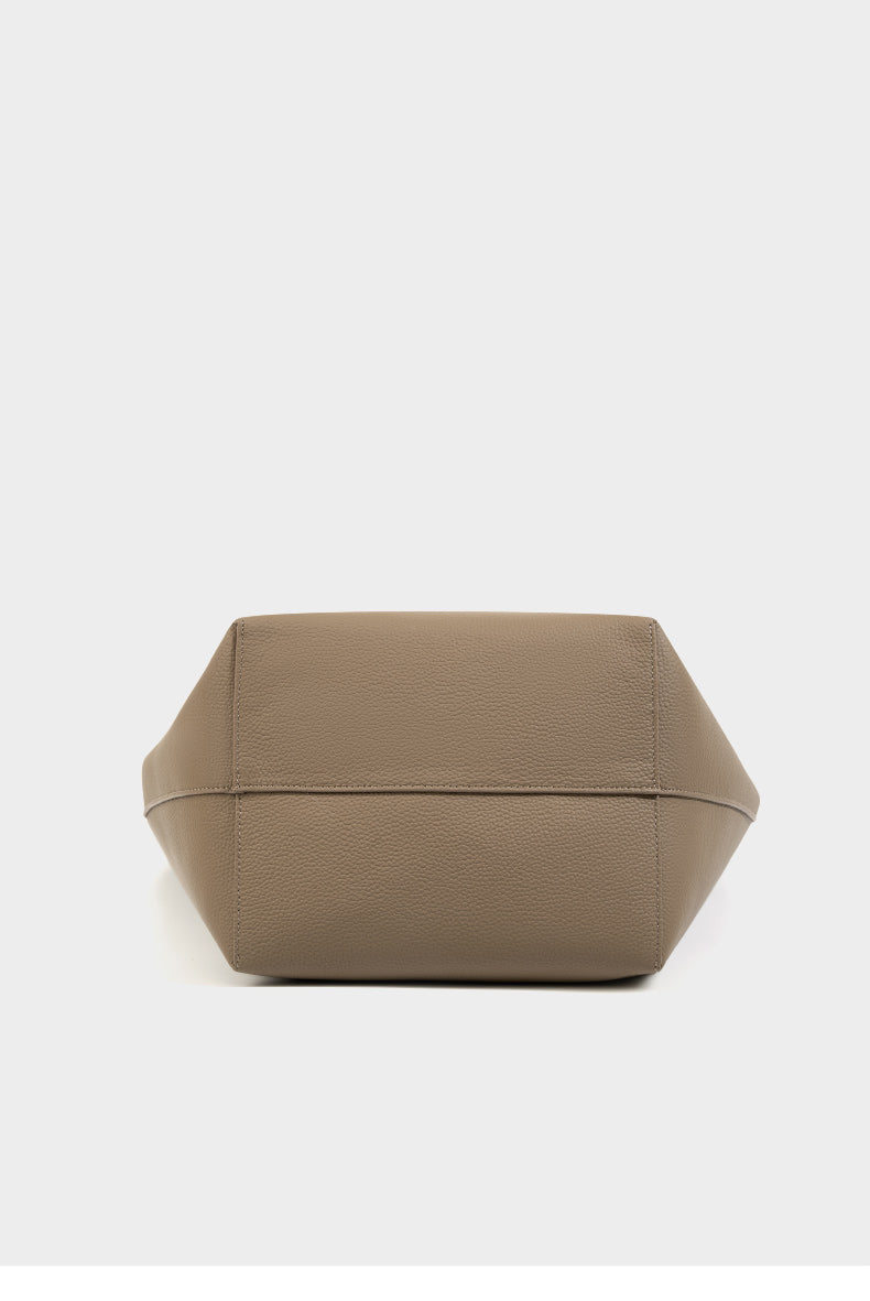 Genuine Leather Large Capacity One-shoulder Bucket Bag