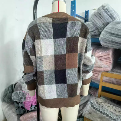 Women's Round Neck Plaid Loose-fitting Fashion Pullover Sweater