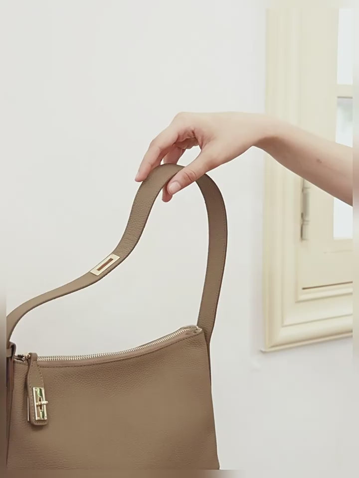 Genuine Leather Shoulder Tote Bag for Stylish Daily Use