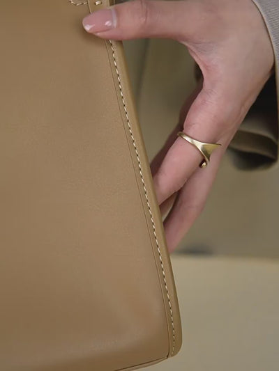 Genuine Leather Crossbody Bag for Women - Stylish and Durable Shoulder Handbag